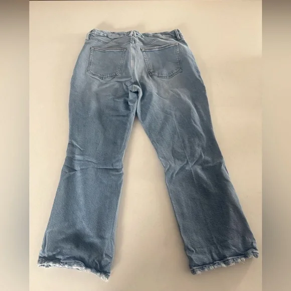 Good American Petite Straight Distressed Jeans - Picture 2 of 4